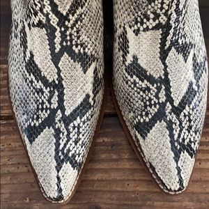sam edelman walden reptile bootie
